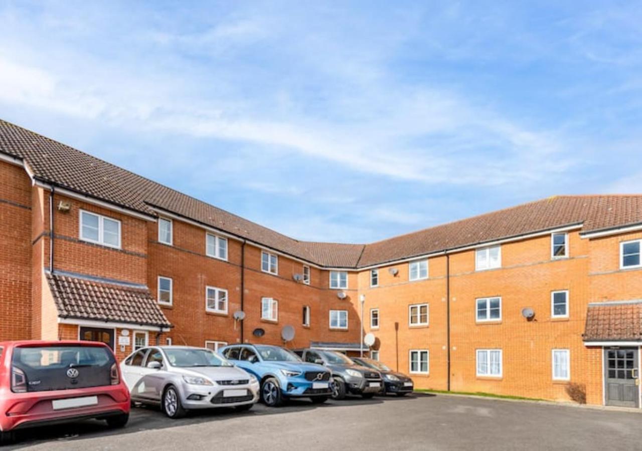 Peniel Properties - Welwyn Garden City Exterior photo
